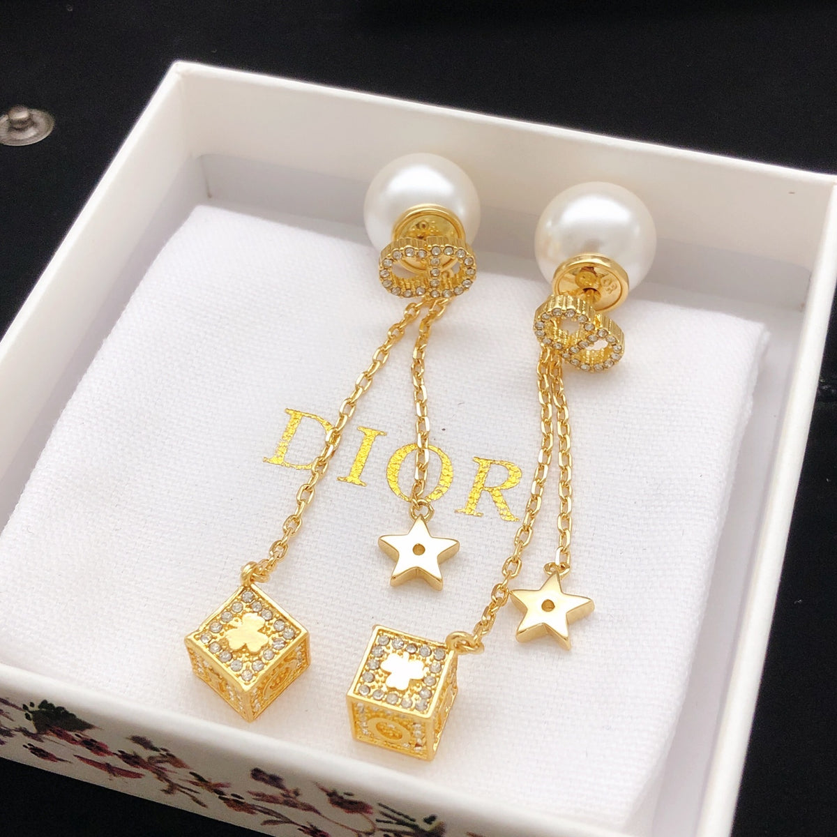 Star Motif Stud Earrings in Polished Metal-Tone – Design 003 front view