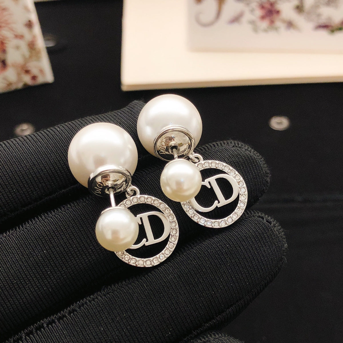 Pearl-Style Motif Jewelry Accessory in Silver-Tone with Pearl-Style Detail side detail