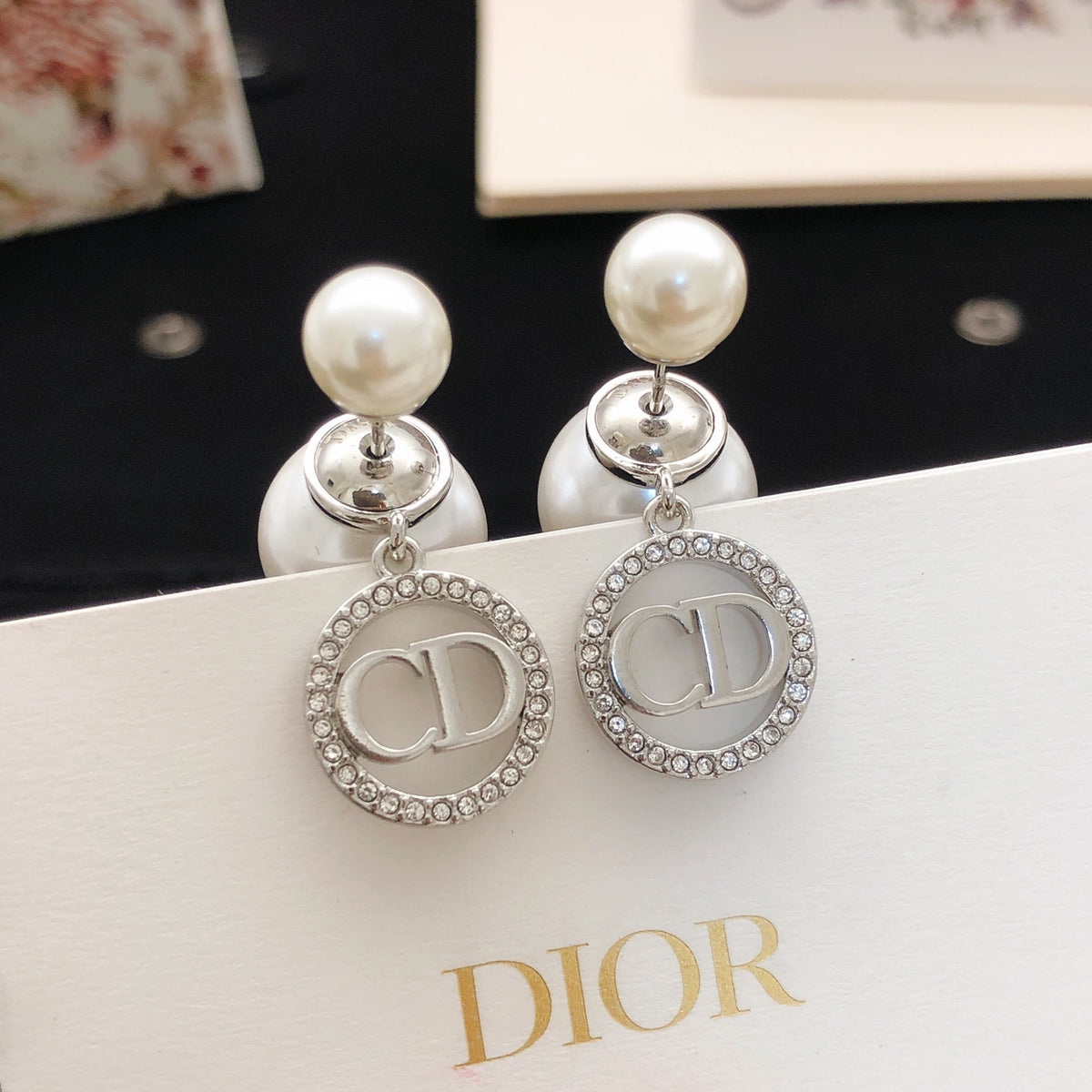 Pearl-Style Motif Jewelry Accessory in Silver-Tone with Pearl-Style Detail main product view