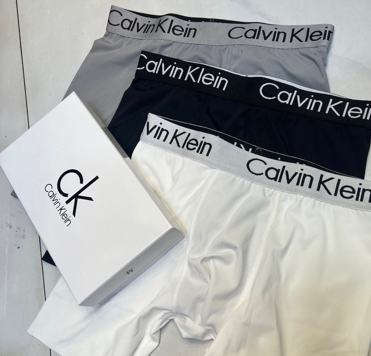 Calvin Klein Logo Waistbands Men's Boxer Briefs - 3-Piece Box