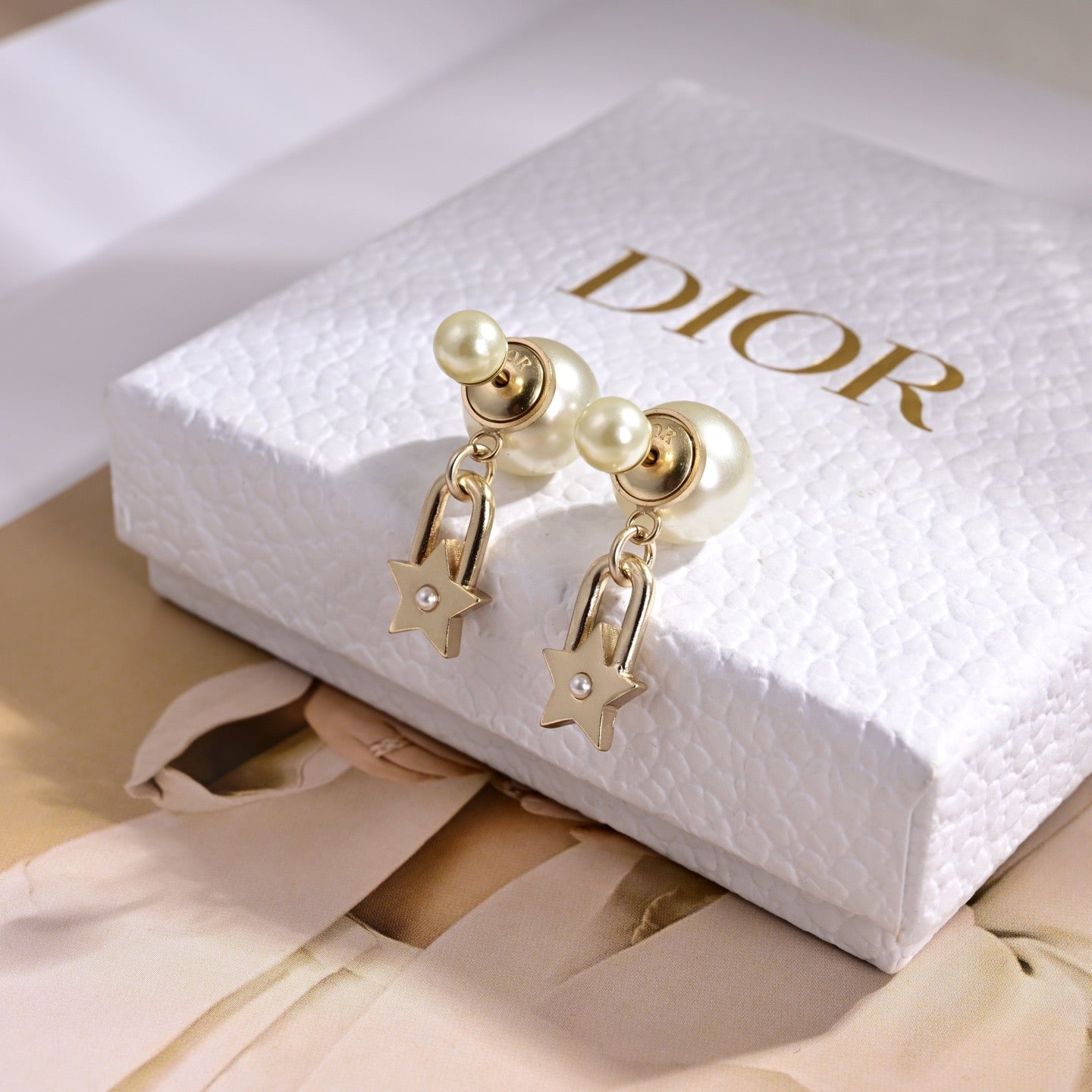 Graphic Letter Motif Statement Earrings in Polished Metal-Tone – Design 032 side detail