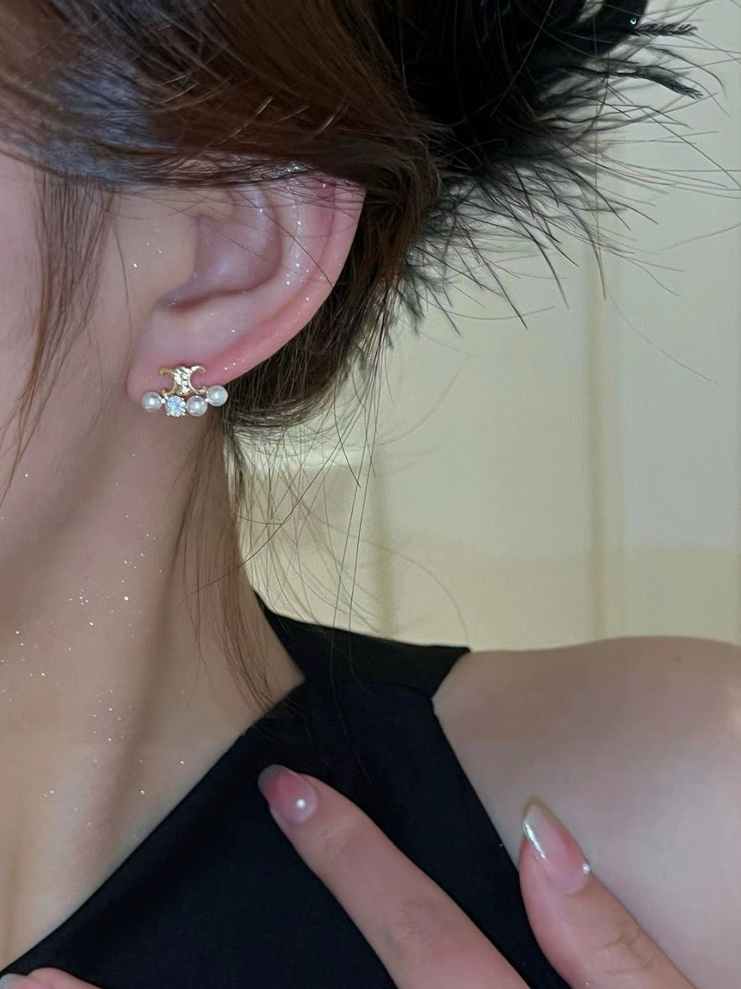Mini Mini Stud Earrings side detail