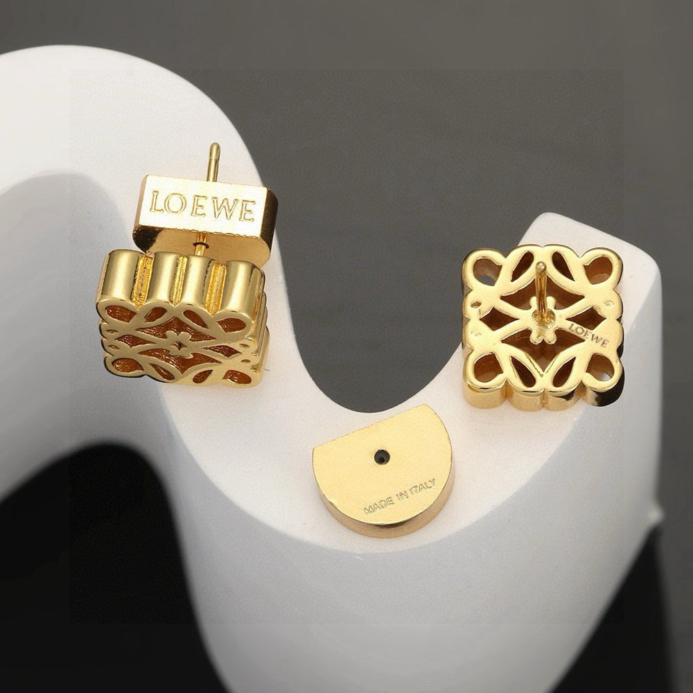 Floral Motif Stud Earrings in Polished Metal-Tone – Design 01 detail view