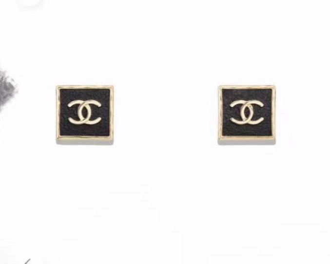 Signature Emblem Statement Earrings in Polished Metal-Tone – Design 008 detail view