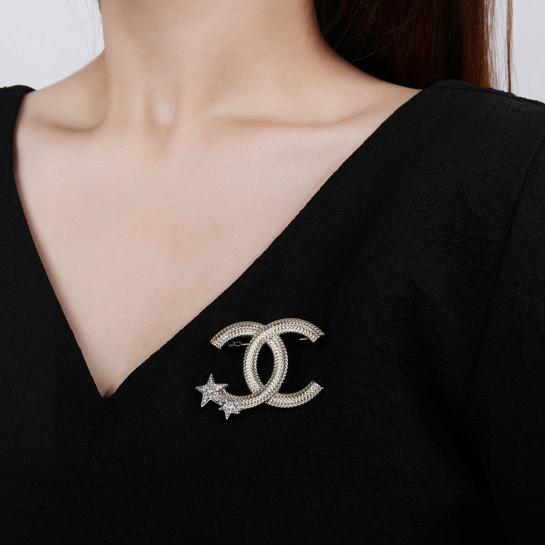 Double-C Emblem Brooch in Polished Metal-Tone – Design 015 front product view