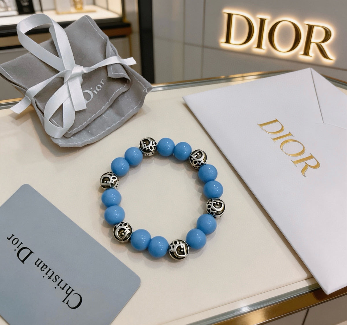 Star Motif Statement Bracelet in Silver-Tone with Vintage-Style Finish – Design 001 front view