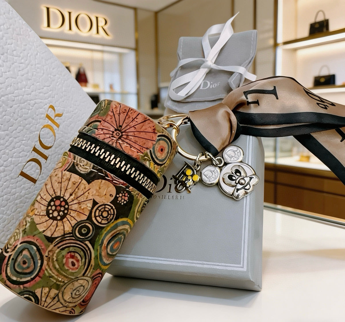 Star Motif Bag Charm in Polished Metal-Tone with Vintage-Style Finish – Design 003 front view