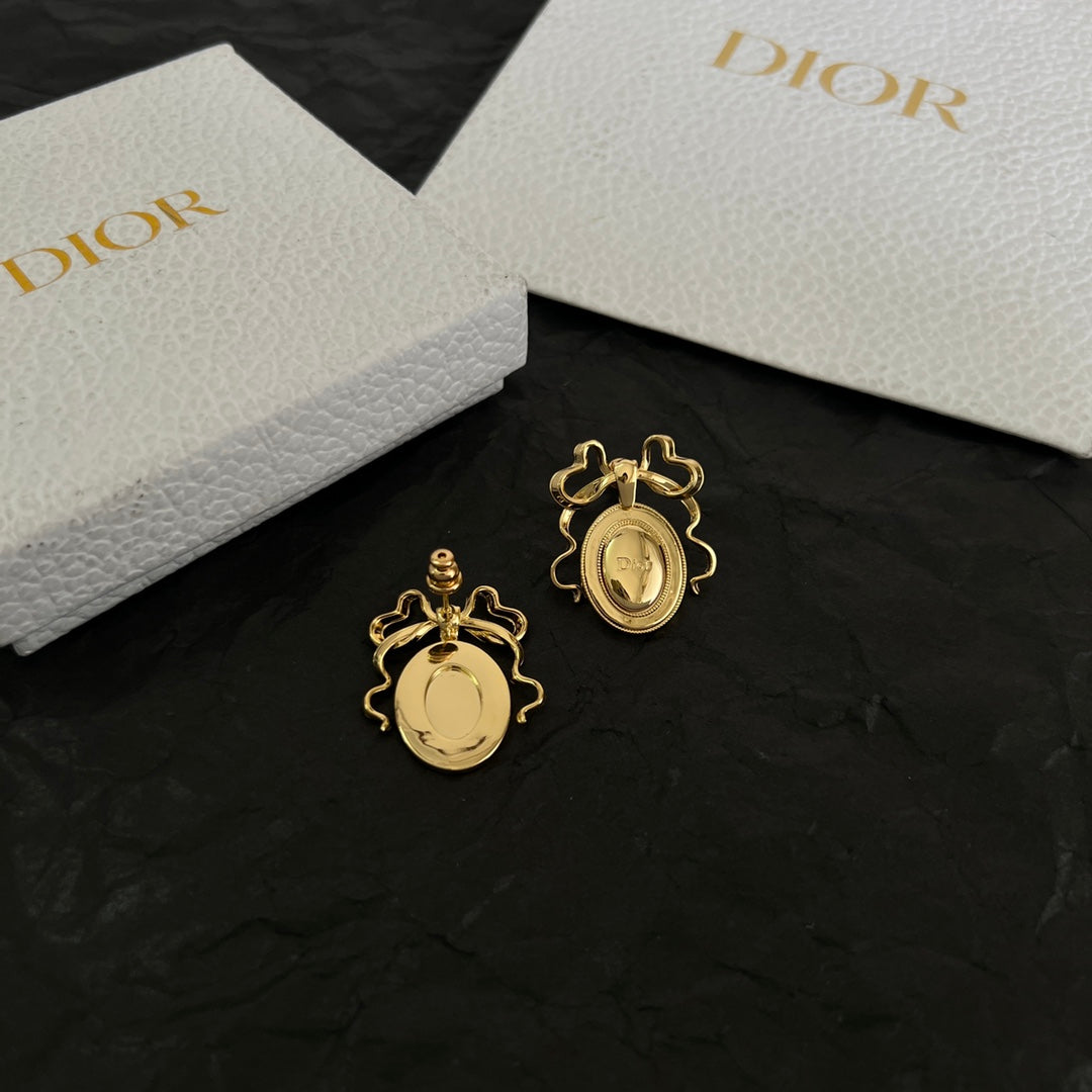 Sculptural Stud Earrings in Polished Metal-Tone – Design 002 close-up detail
