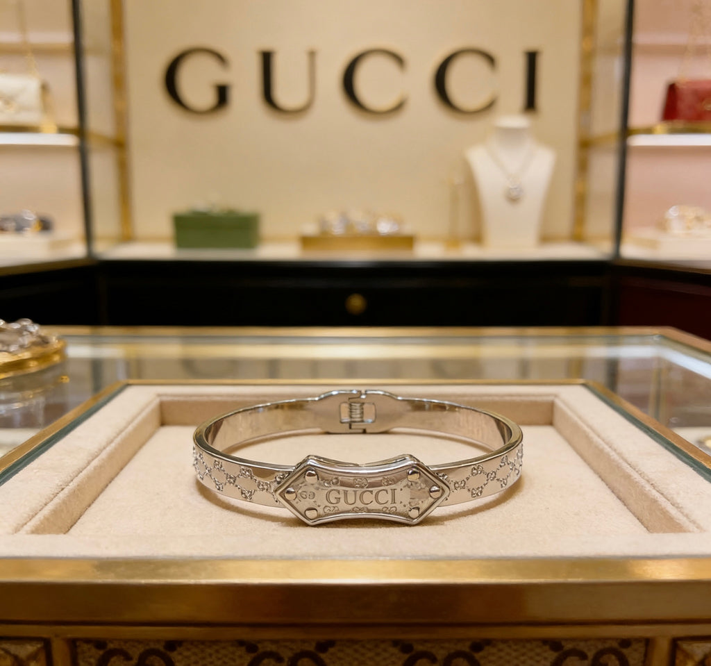 Double-G Emblem Bangle in Polished Metal-Tone – Design 016 main product view