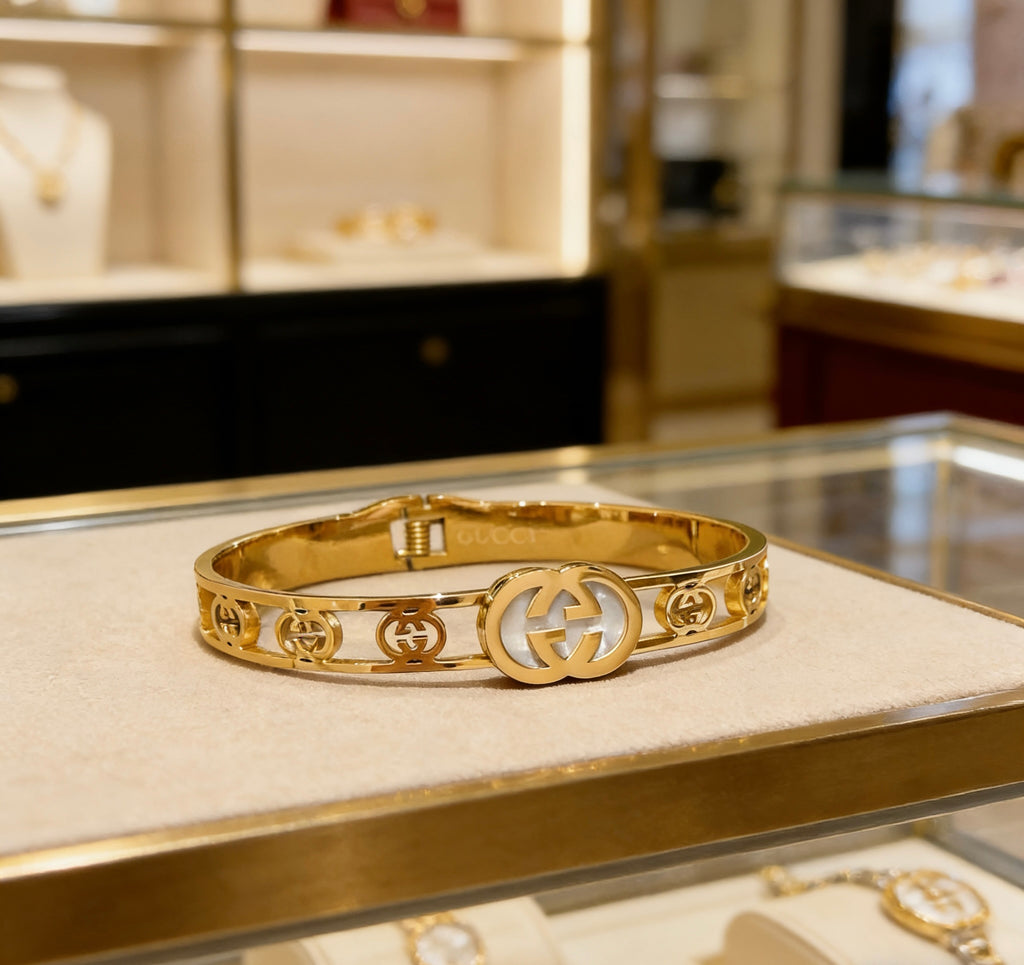 Double-G Emblem Bangle in Polished Metal-Tone – Design 017 front product view