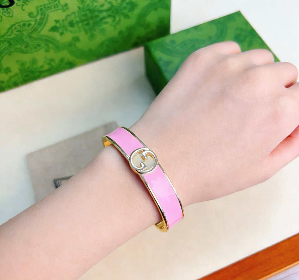 Double-G Emblem Bangle in Polished Metal-Tone – Design 014 styled product view