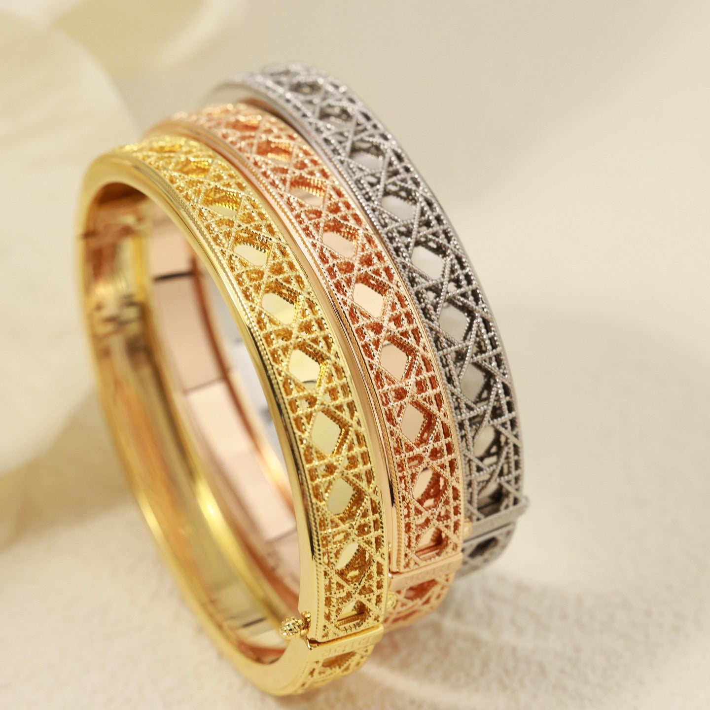 Sculptural Statement Bracelet in Polished Metal-Tone – Design 003 main product view