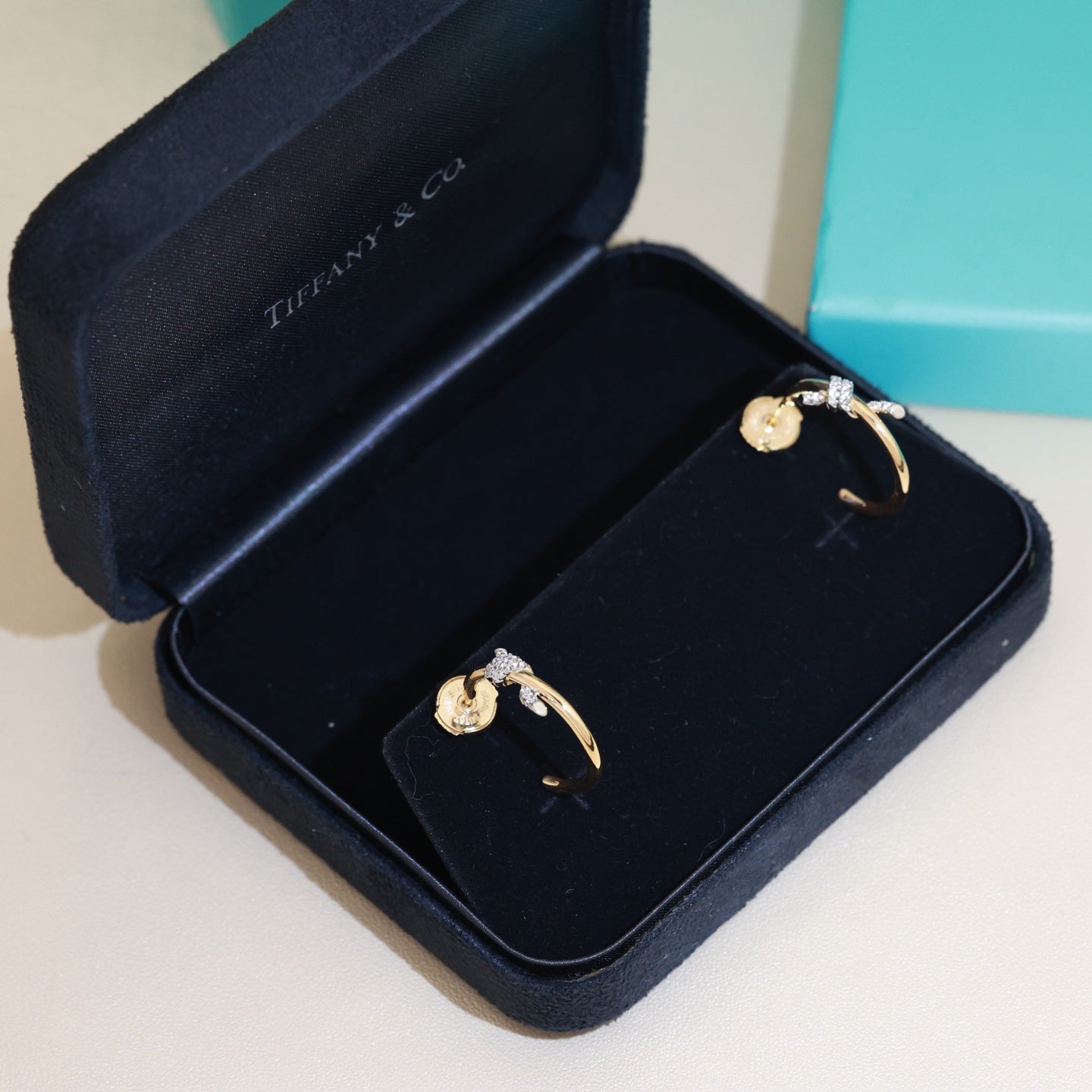 Knot Stud Earrings in Gold-Tone – Knot Detail – Design 02 close-up detail