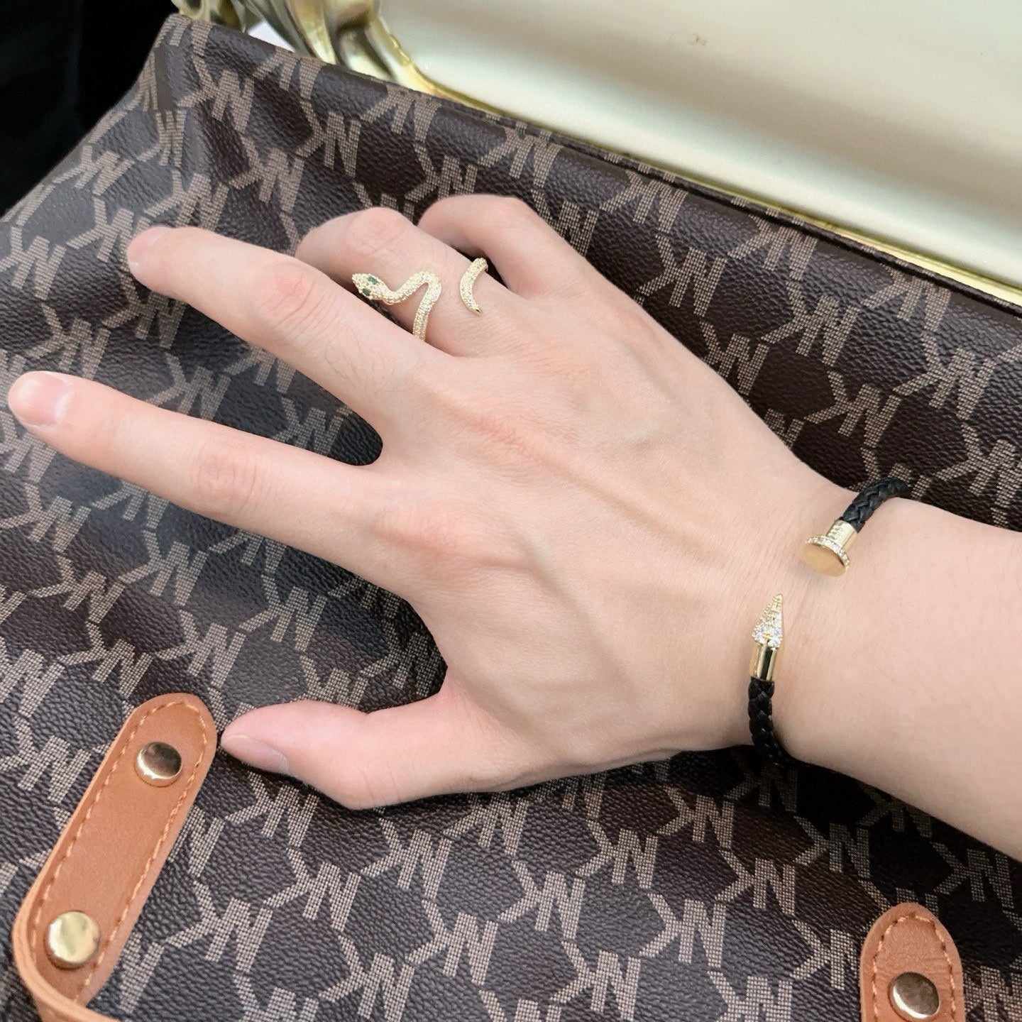 Sculptural Statement Bracelet in Gold-Tone – Design 56 detail view