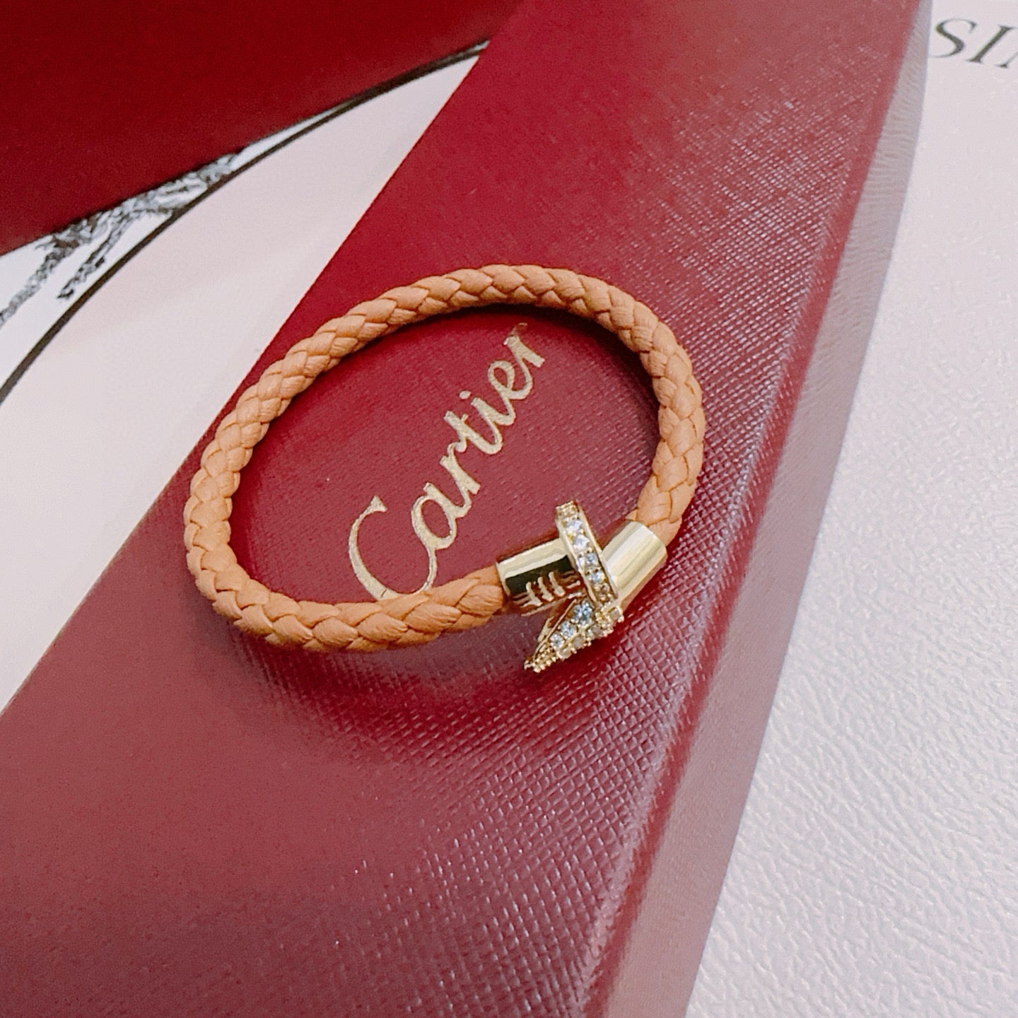 Sculptural Statement Bracelet in Gold-Tone – Design 55 close-up detail