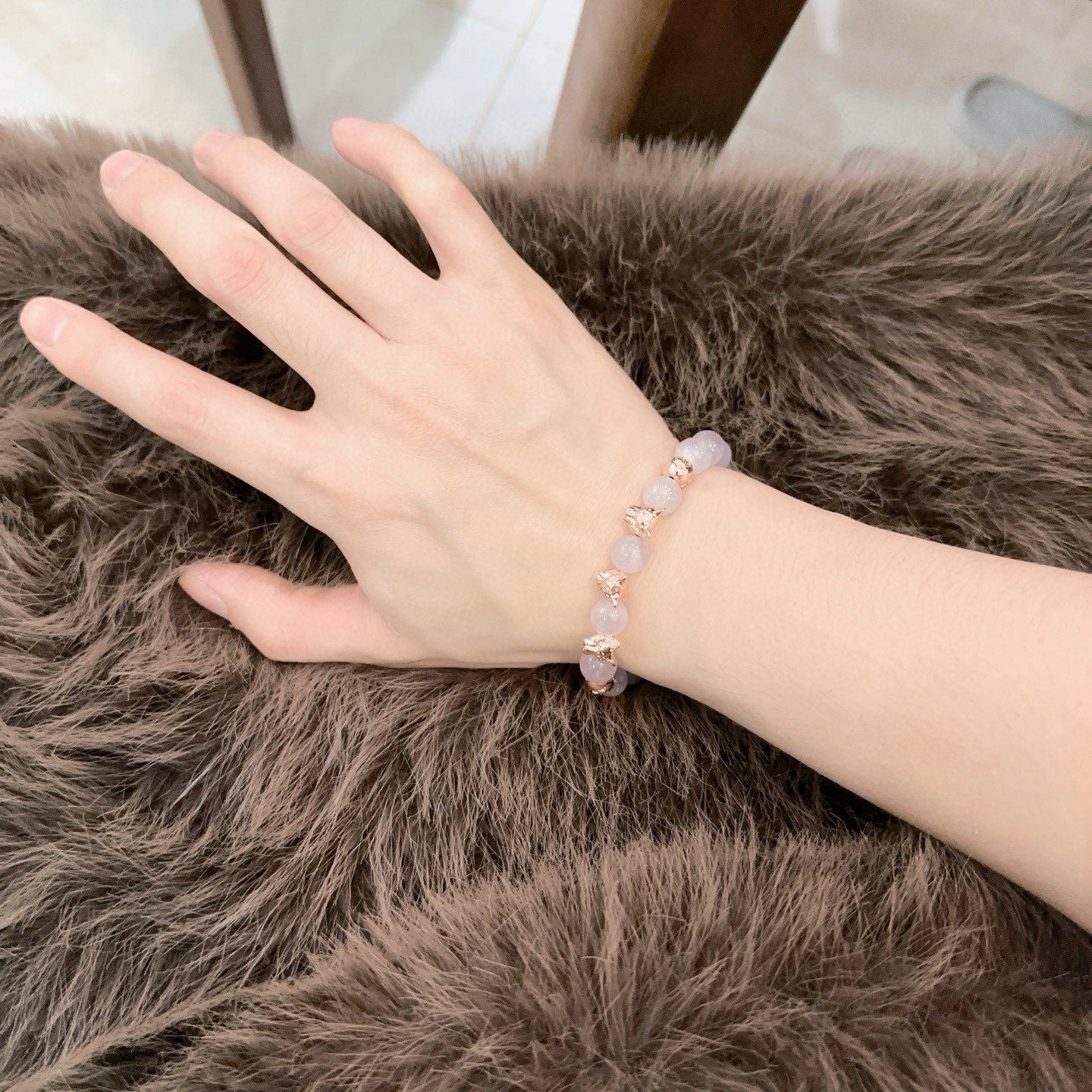 Panther Motif Statement Bracelet in Gold-Tone – Design 07 side detail