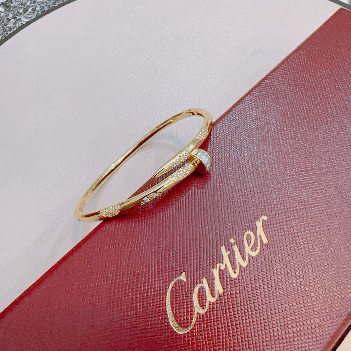 Sculptural Statement Bracelet in Gold-Tone – Design 50 side detail