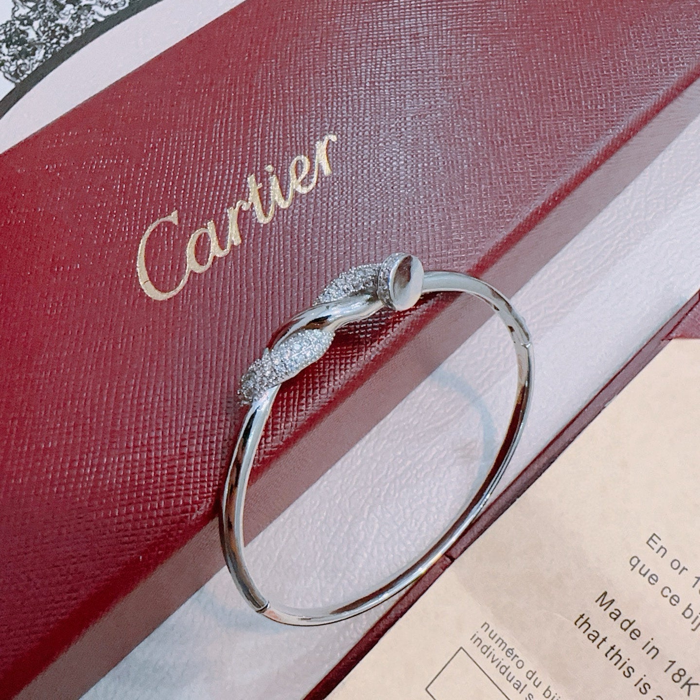 Sculptural Statement Bracelet in Gold-Tone – Design 49 detail view