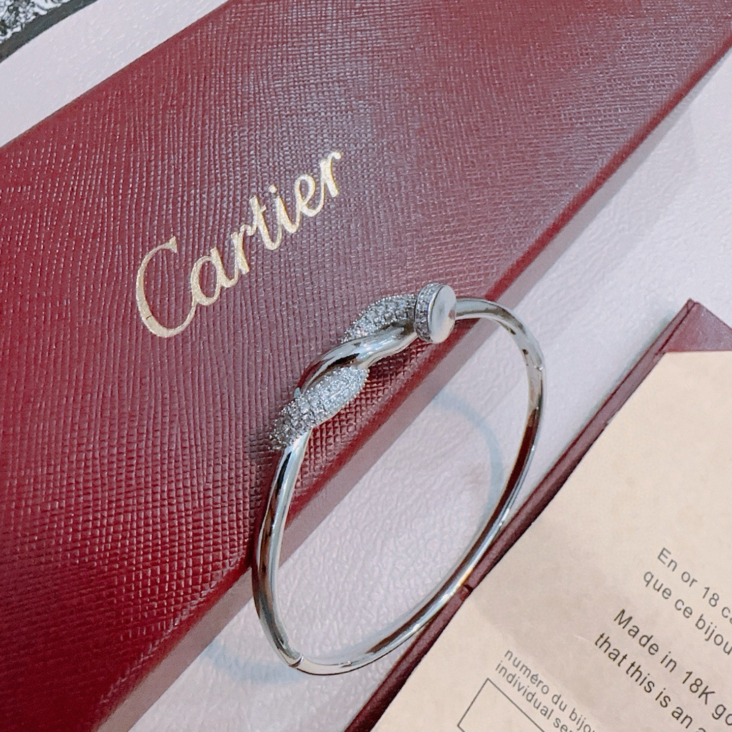 Sculptural Statement Bracelet in Gold-Tone – Design 49 close-up detail