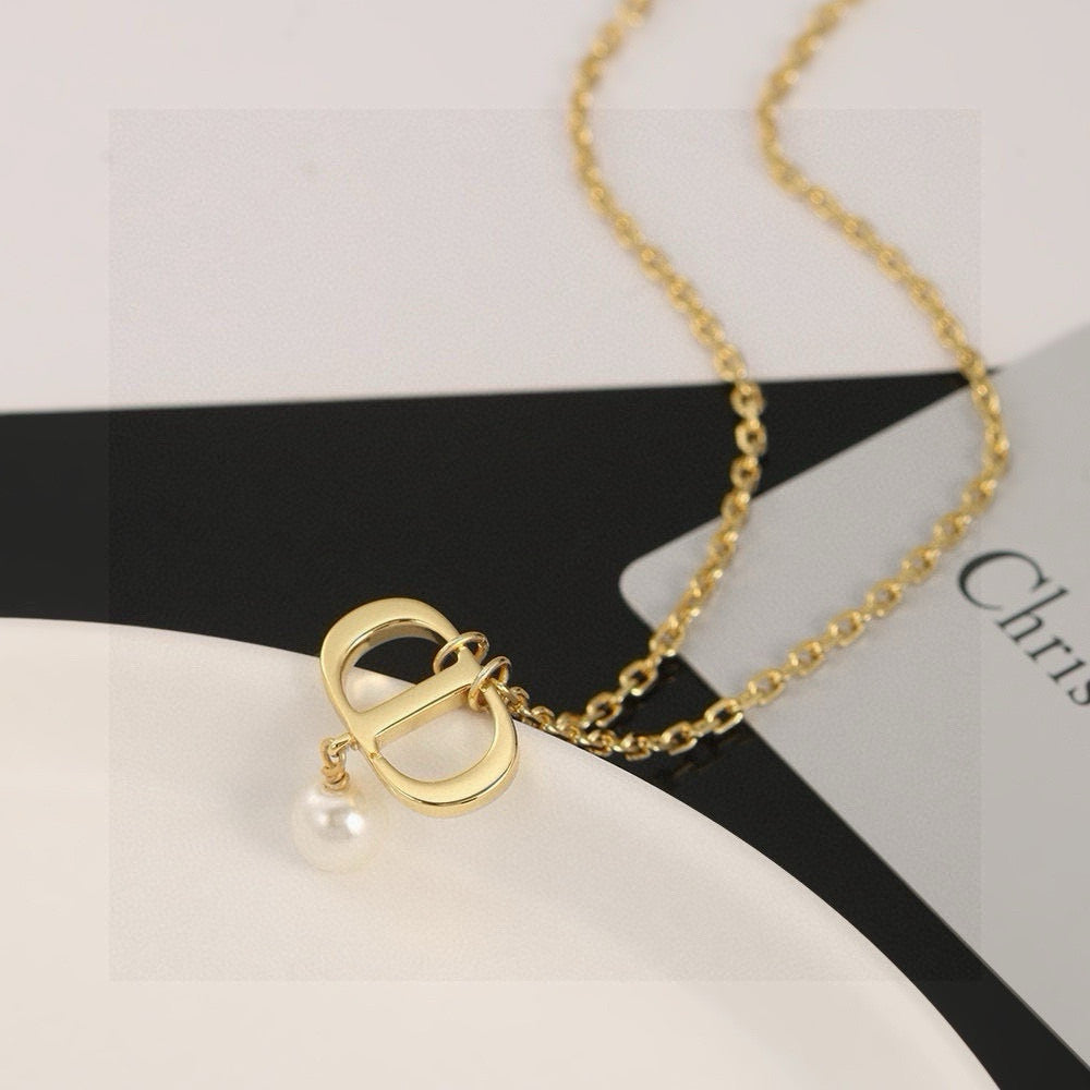 Pearl-Style Motif Pendant Necklace in Polished Metal-Tone with Pearl-Style Detail – Design 006 front view