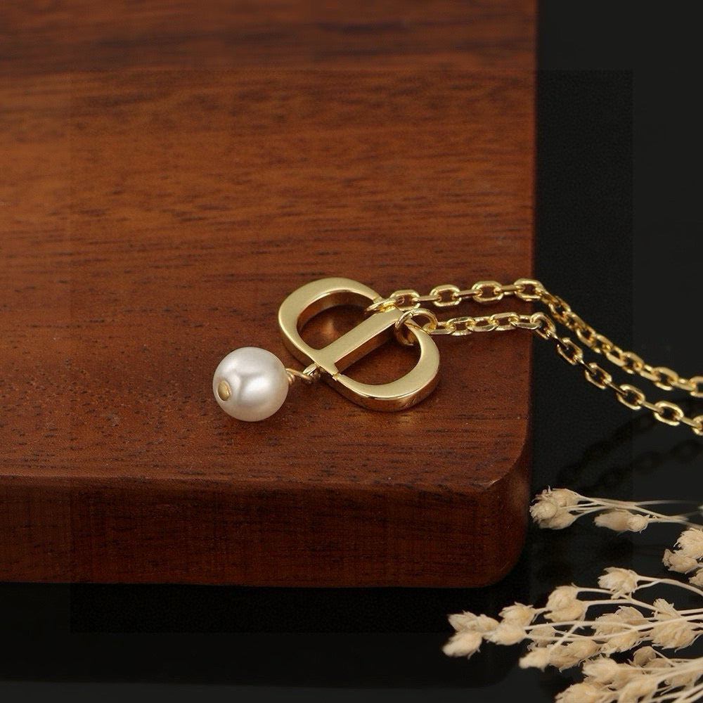 Pearl-Style Motif Pendant Necklace in Polished Metal-Tone with Pearl-Style Detail – Design 006 side detail