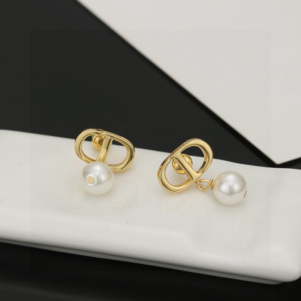 Pearl-Style Motif Stud Earrings in Silver-Tone with Pearl-Style Detail – Design 006 main product view