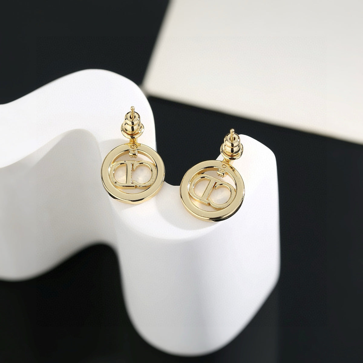 Graphic Letter Motif Statement Earrings in Polished Metal-Tone – Design 010 detail view