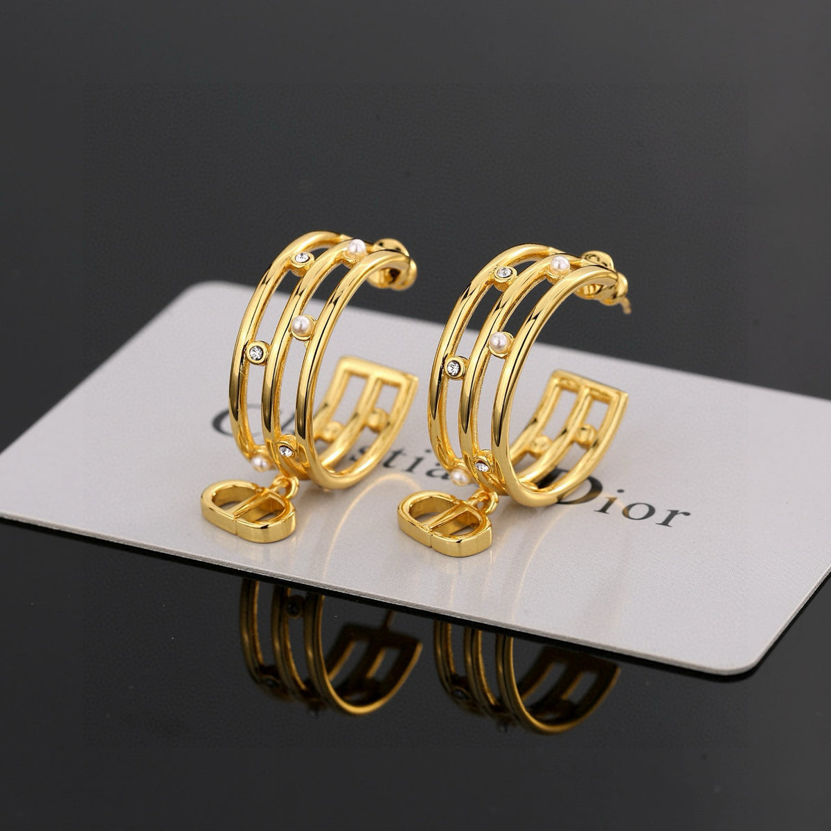 Pearl-Style Motif Stud Earrings in Silver-Tone with Pearl-Style Detail – Design 005 front view