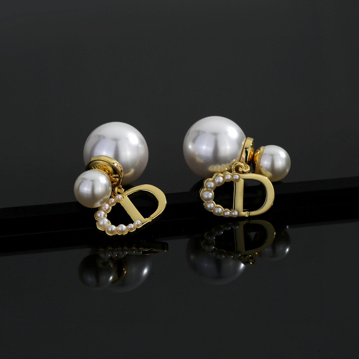 Pearl-Style Motif Stud Earrings in Silver-Tone with Pearl-Style Detail – Design 004 front view