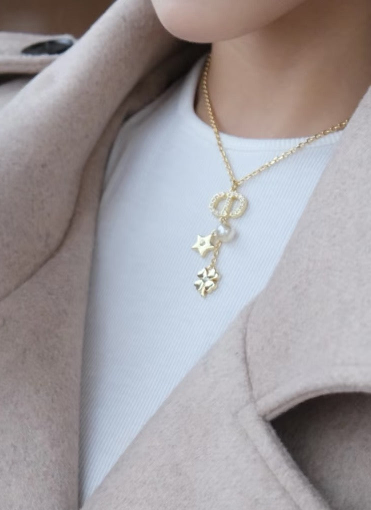 Graphic Letter Motif Pendant Necklace in Polished Metal-Tone with Vintage-Style Finish – Design 002 close-up detail