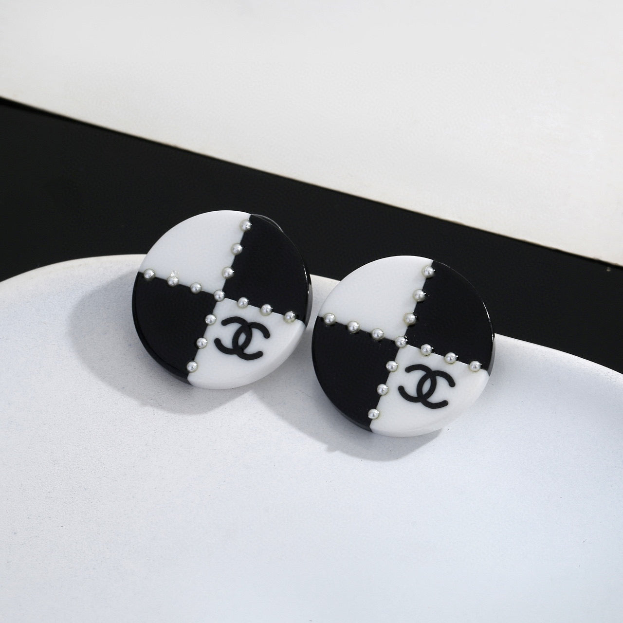 Signature Emblem Stud Earrings in Gold-Tone – Design 018 close-up detail