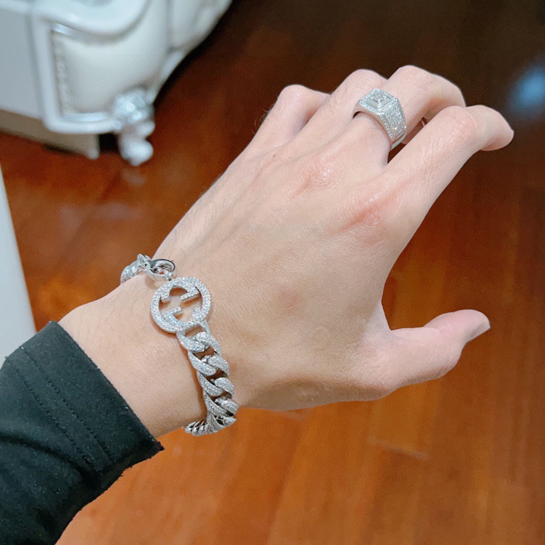 Floral Bracelet in Polished Metal-Tone – Design 006 detail view