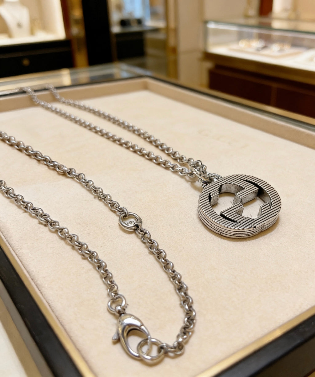 Double-G Emblem Pendant Necklace in Silver-Tone – Vintage Detail – Design 012 main product view