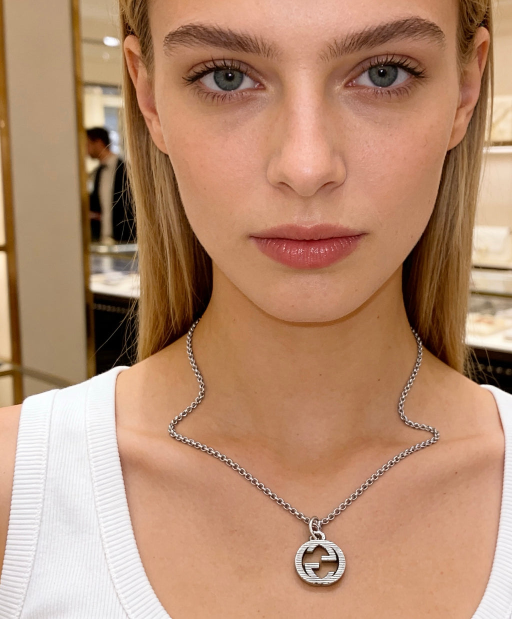 Double-G Emblem Pendant Necklace in Silver-Tone – Vintage Detail – Design 012 detail view