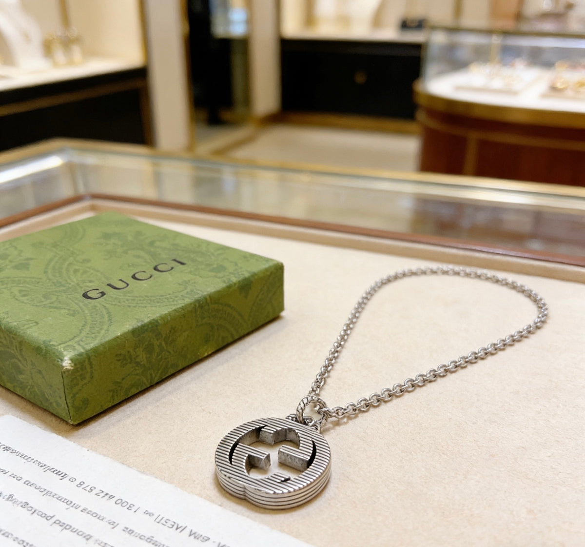 Double-G Emblem Pendant Necklace in Silver-Tone – Vintage Detail – Design 012 close-up detail