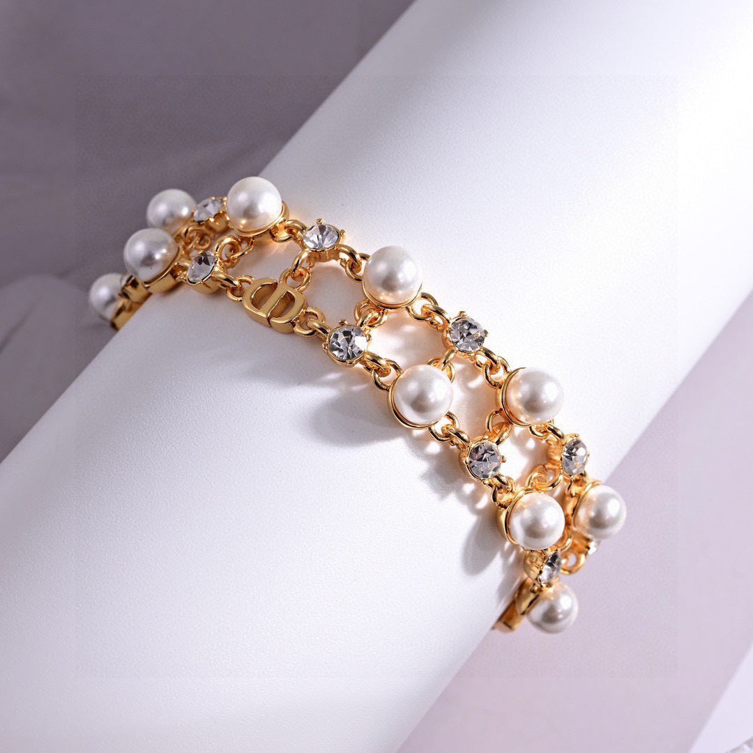 Pearl-Style Motif Statement Bracelet in Polished Metal-Tone with Pearl-Style Detail – Design 003 front view