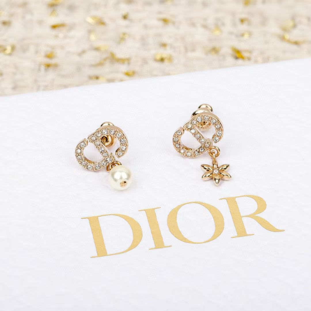 Graphic Letter Motif Stud Earrings in Polished Metal-Tone with Asymmetric Detail main product view