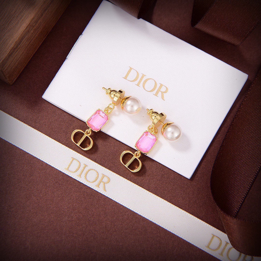 Sculptural Stud Earrings in Polished Metal-Tone – Design 006 front view