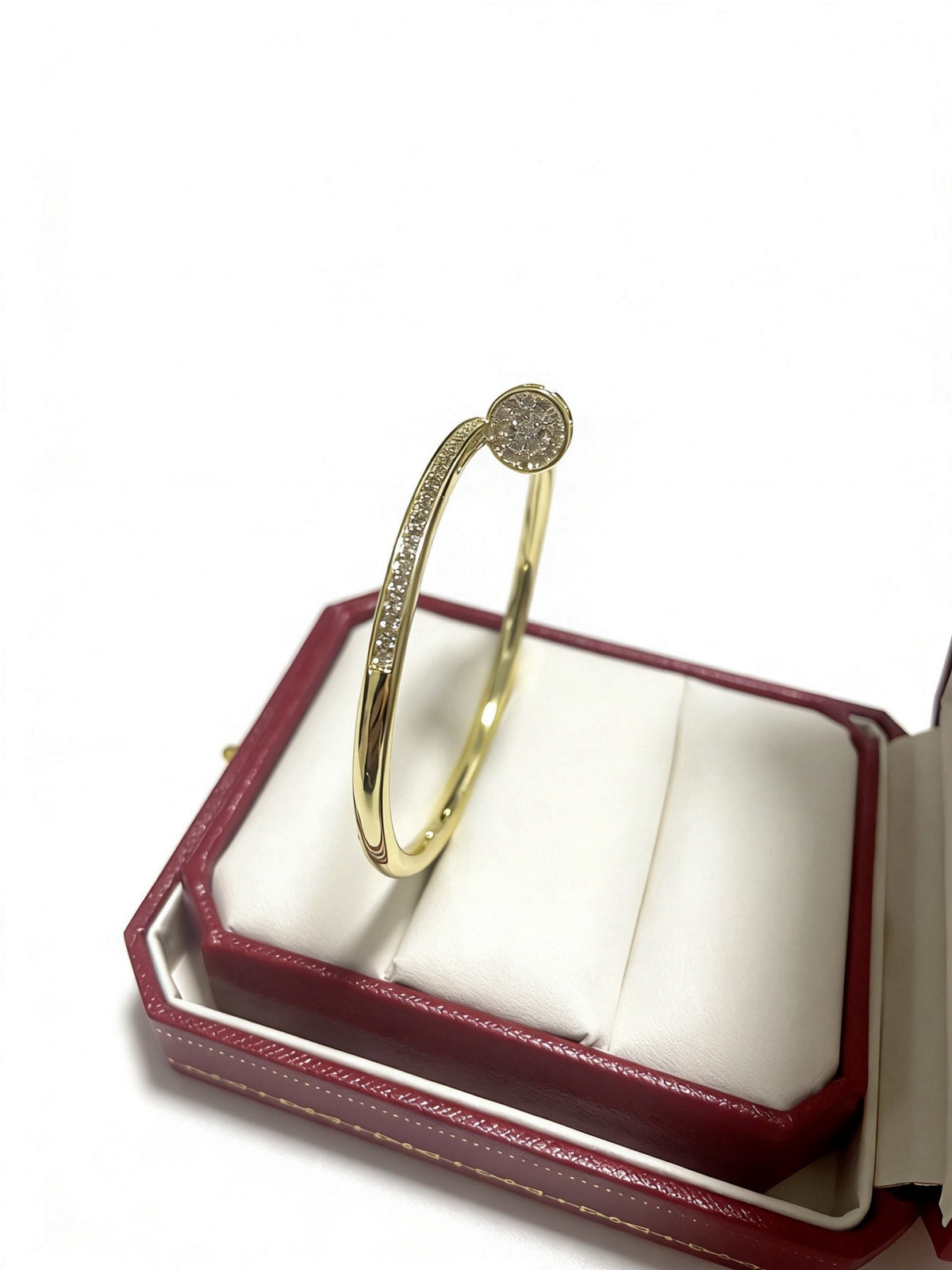 Sculptural Statement Bracelet in Gold-Tone – Design 74 detail view