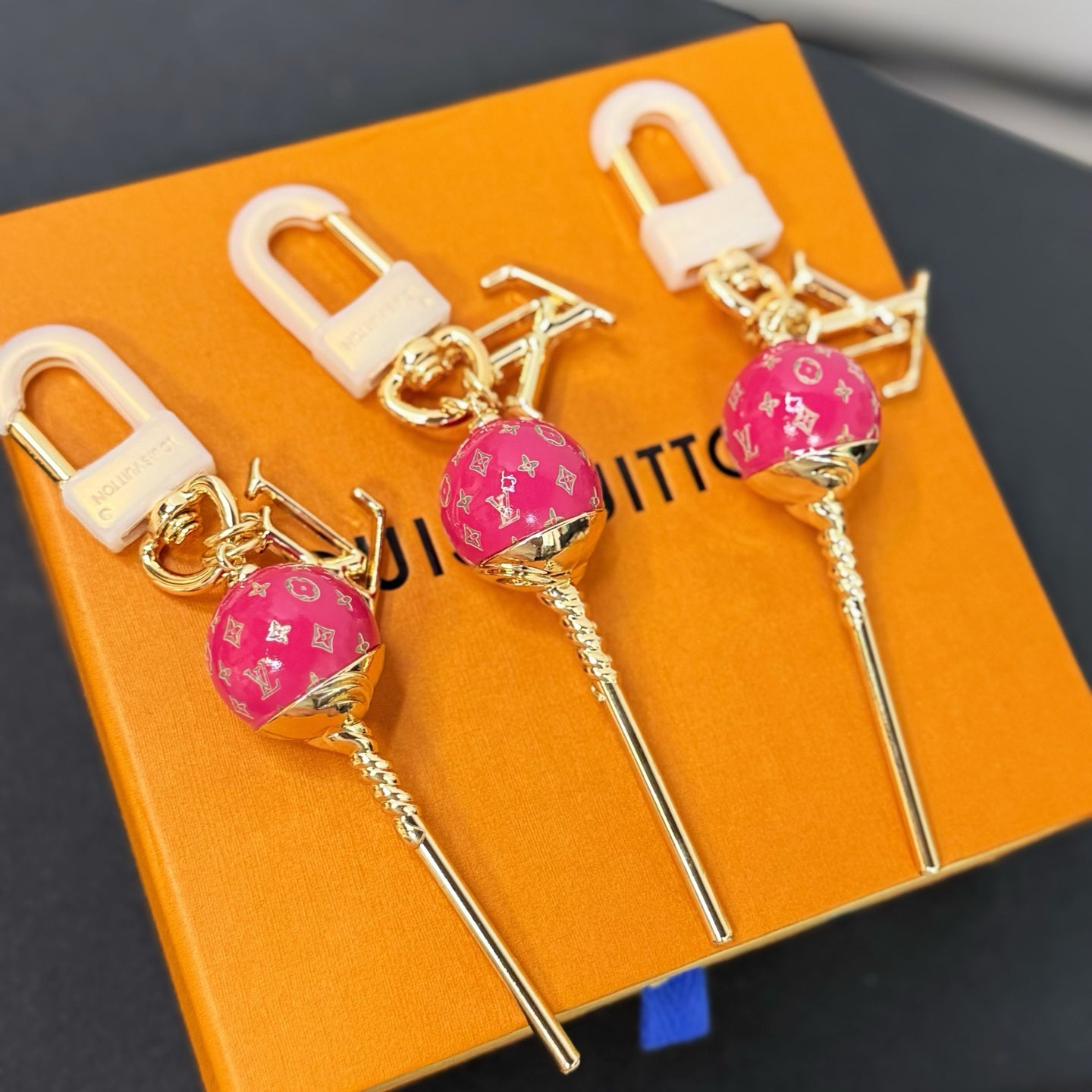 Letter Emblem Keychain – Design 005 front product view