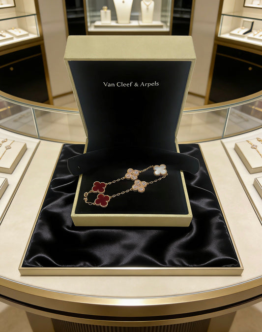 Clover Bracelet in Polished Metal-Tone – Multicolor – Design 19 main product view