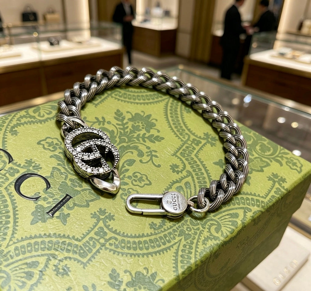 Floral Bracelet in Polished Metal-Tone – Design 011 detail view