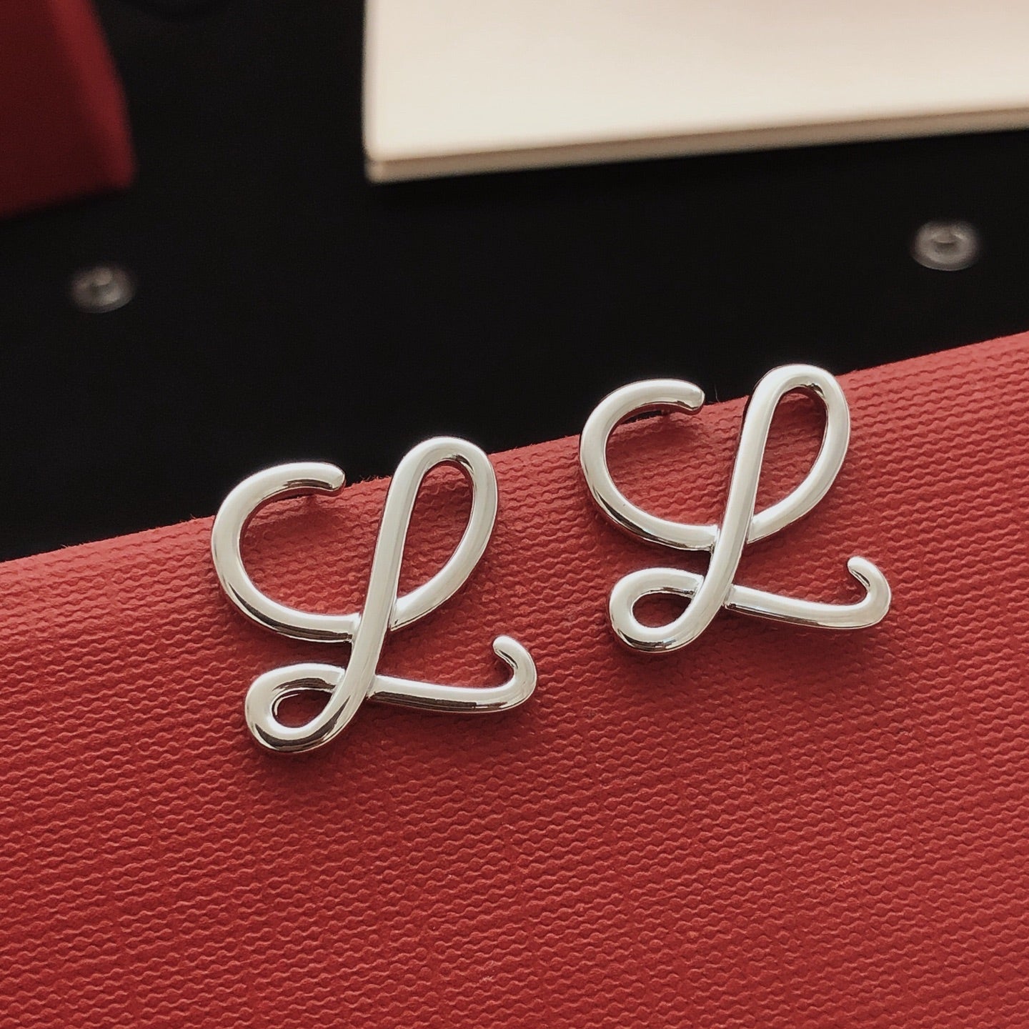Sculptural Stud Earrings in Silver-Tone detail view