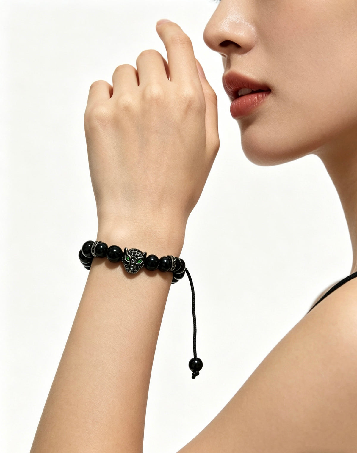 Panther Motif Statement Bracelet in Gold-Tone – Design 10 side detail
