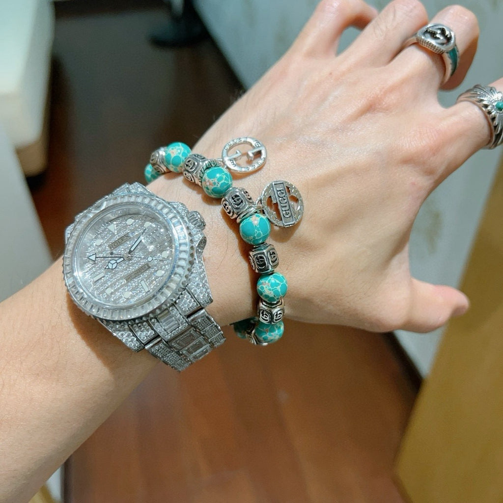 Double-G Emblem Bracelet in Polished Metal-Tone – Design 012 front product view