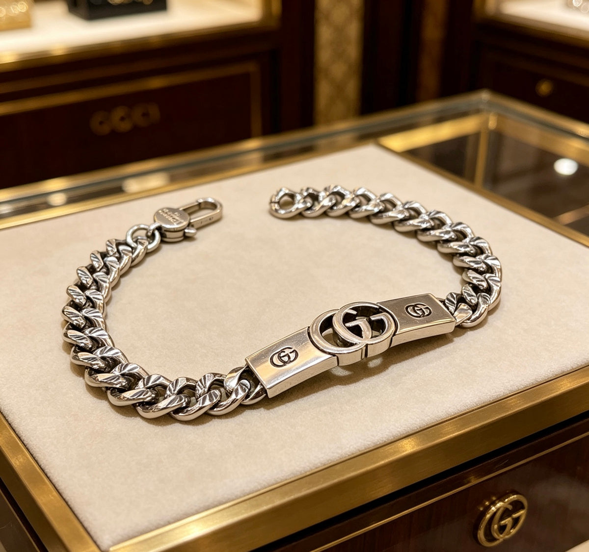 Floral Bracelet in Polished Metal-Tone – Design 012 side detail
