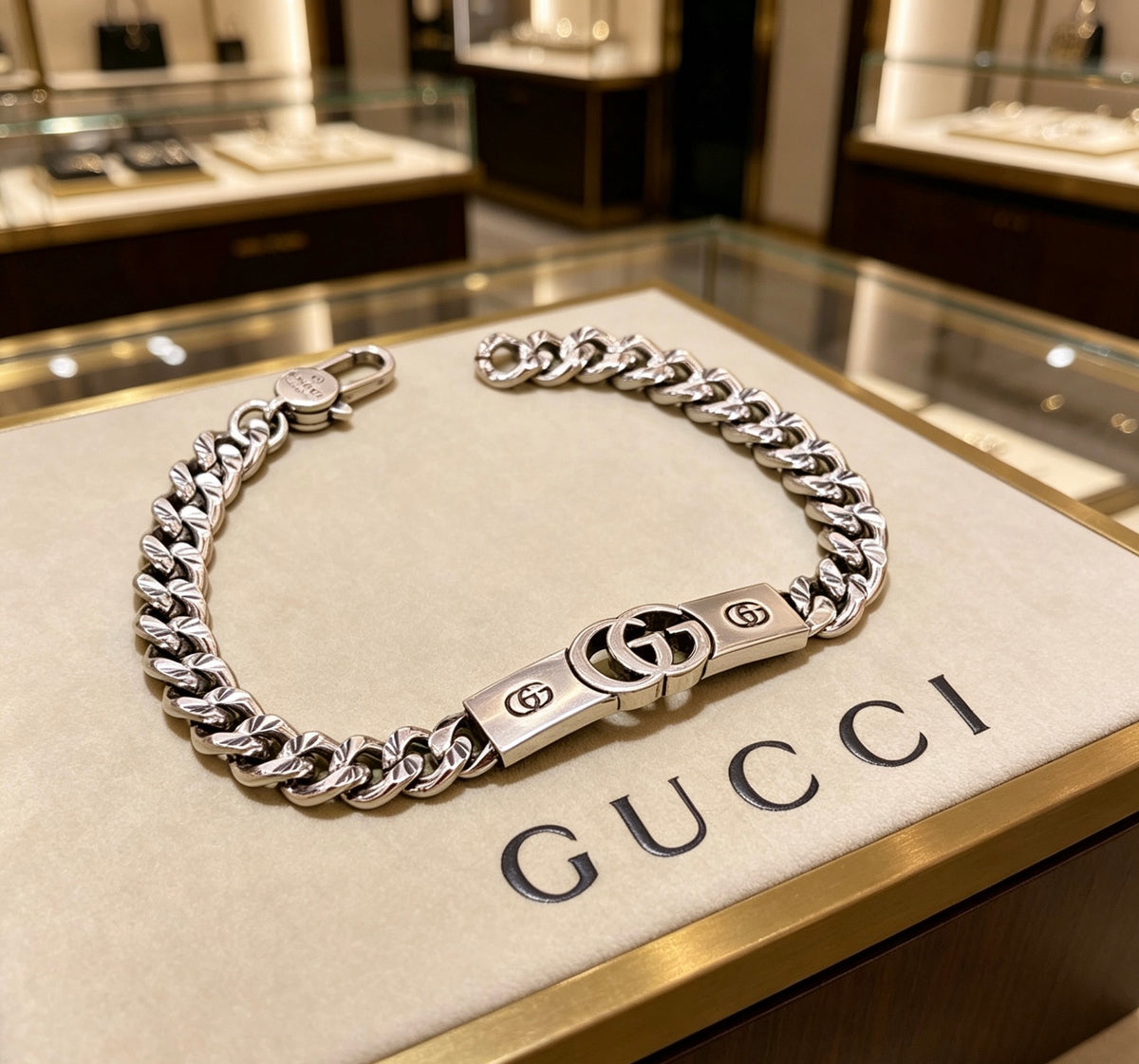 Floral Bracelet in Polished Metal-Tone – Design 012 main product view