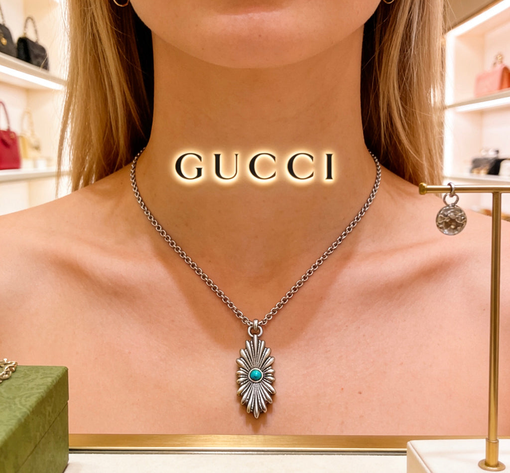 Double-G Emblem Pendant Necklace in Silver-Tone – Vintage Detail – Design 030 detail view
