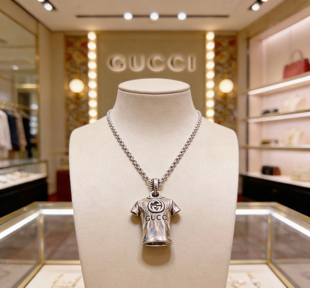 Double-G Emblem Pendant Necklace in Silver-Tone – Vintage Detail – Design 029 front product view