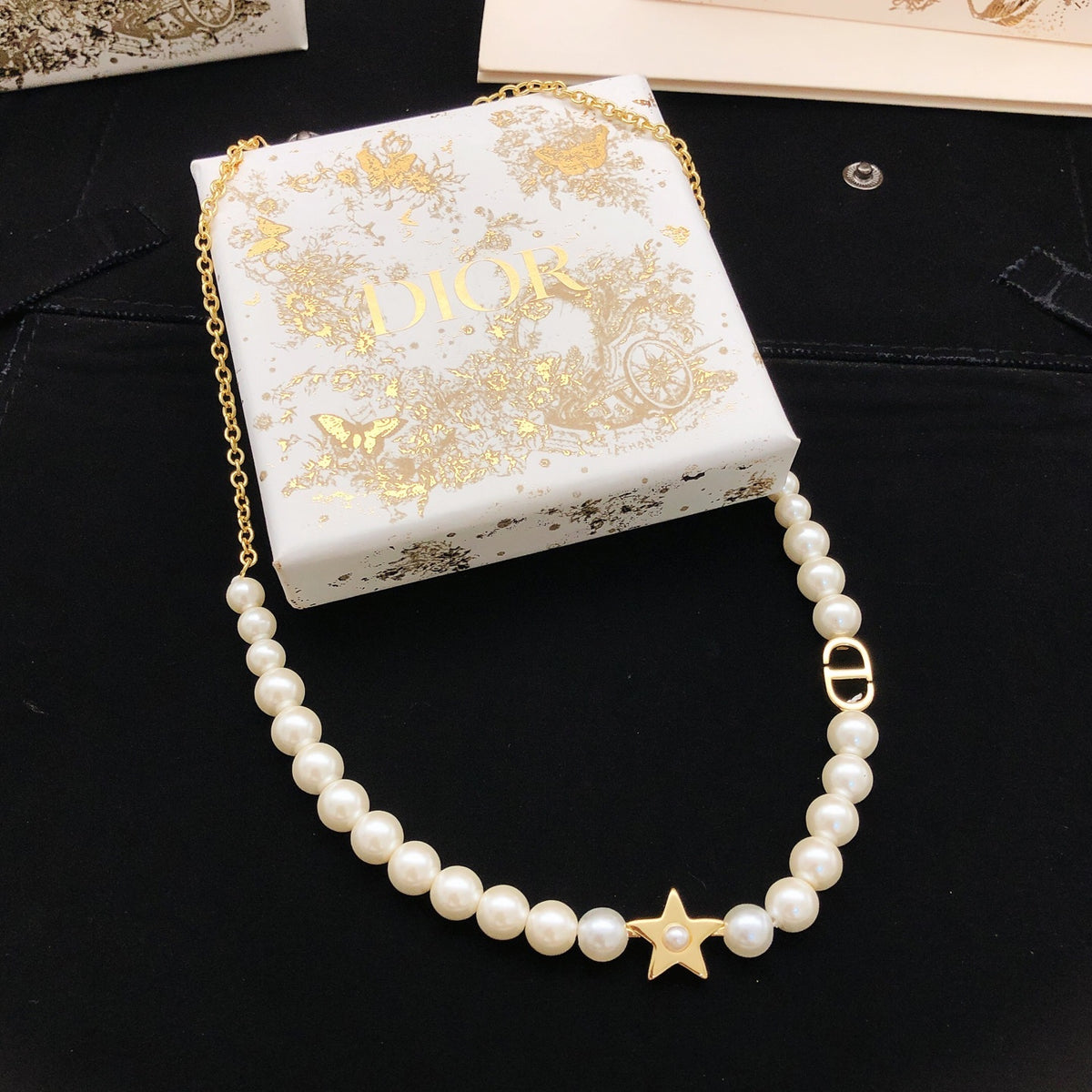 Pearl-Style Motif Pendant Necklace in Polished Metal-Tone with Pearl-Style Detail – Design 009 main product view